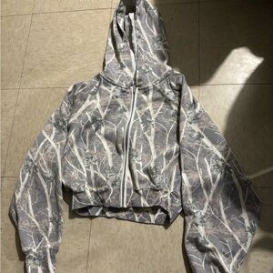 Women's Camouflage Cropped Hoodie